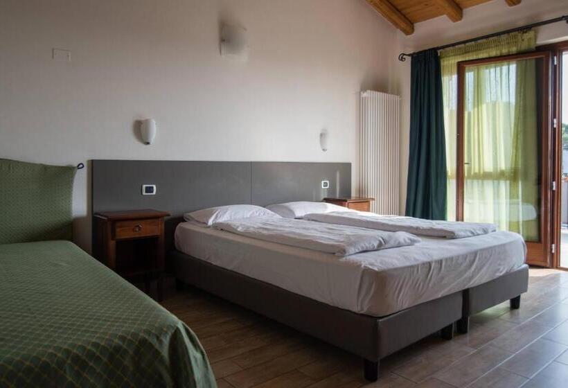 בית מלון כפרי Agriturismo Al Bor