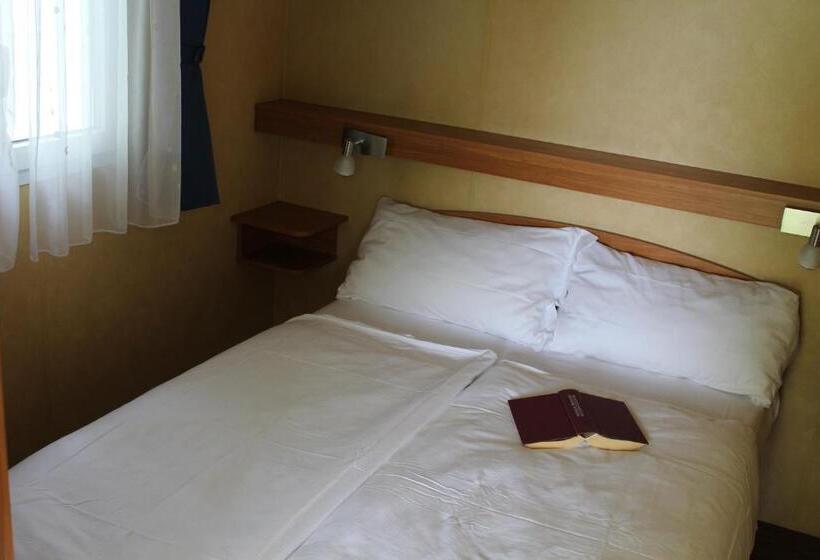 בית מלון כפרי Agriturismo Al Bor