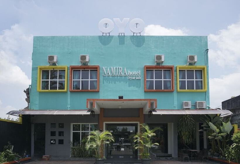 호텔 Reddoorz Syariah At Namira