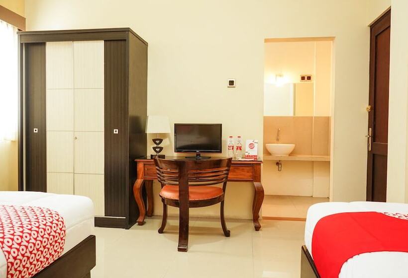 호텔 Reddoorz Syariah At Namira