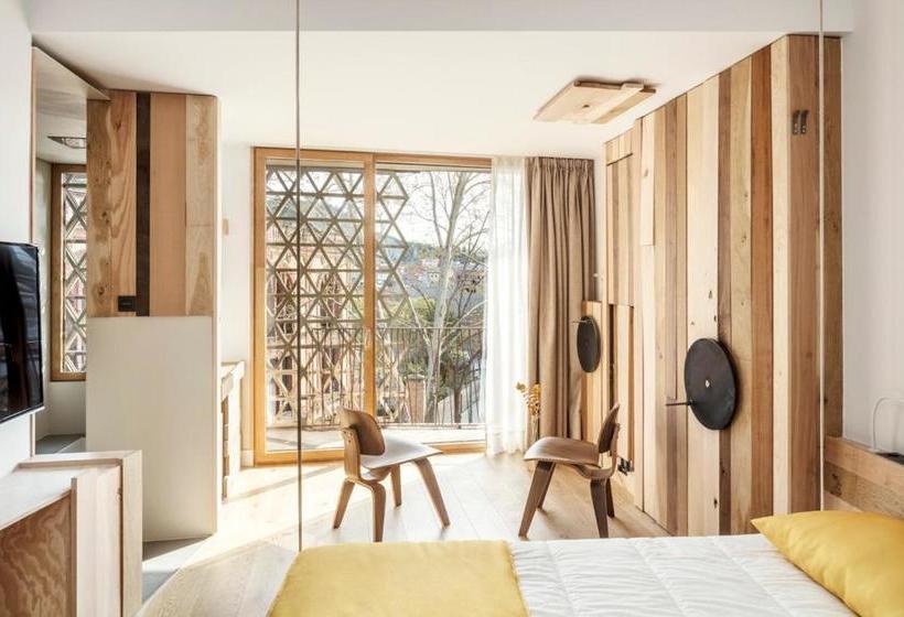 ホテル Somiatruites