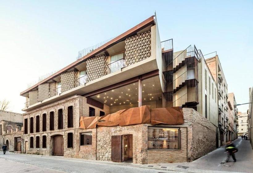 בית מלון כפרי Somiatruites