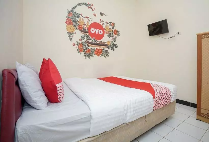 Oyo 448 Hotel Central