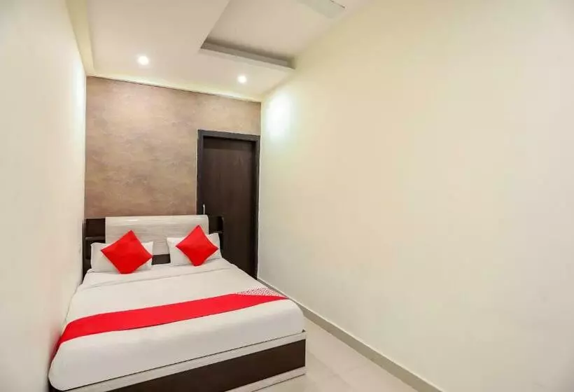 Fabhotel Bliss Inn