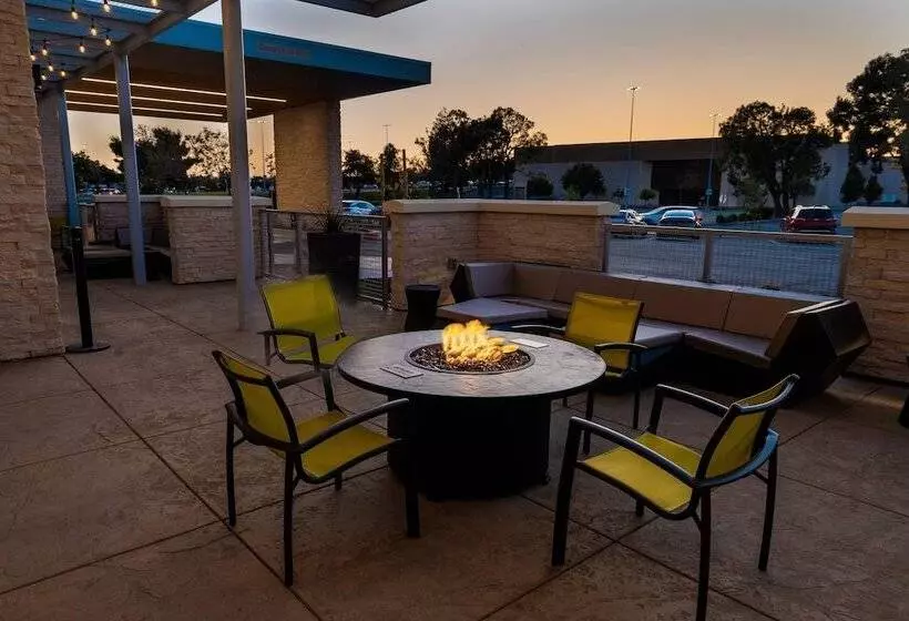 ホテル Springhill Suites By Marriott Newark Fremont