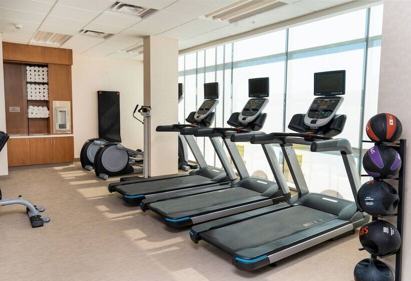 فندق Springhill Suites By Marriott Newark Fremont