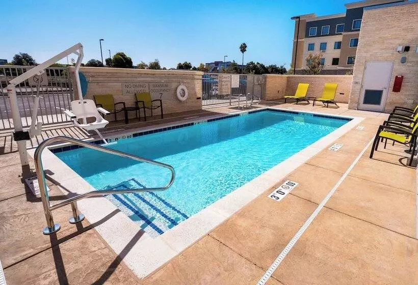 ホテル Springhill Suites By Marriott Newark Fremont