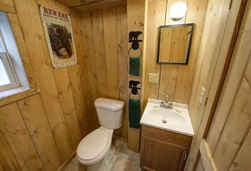 Motelli Silver Gate Lodging