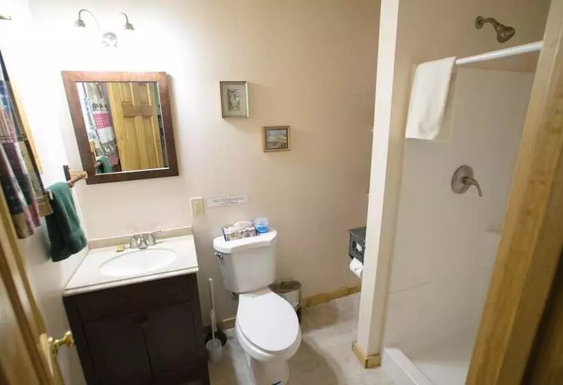 Motelli Silver Gate Lodging