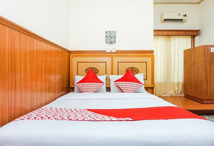 Oyo 375 Hotel Bougenville