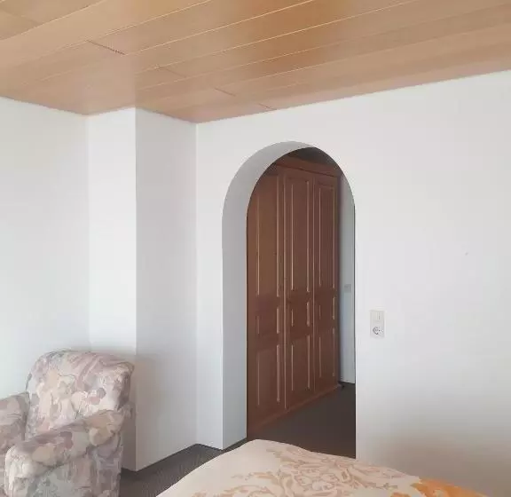ペンション Gästehaus Benedikt