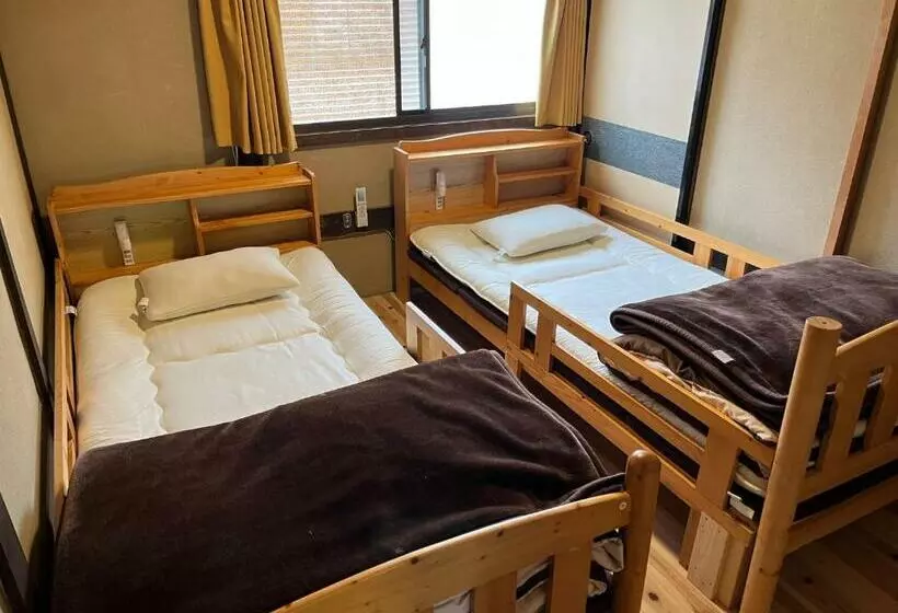 Retkeilymaja Guesthouse Matsushiro Walkers