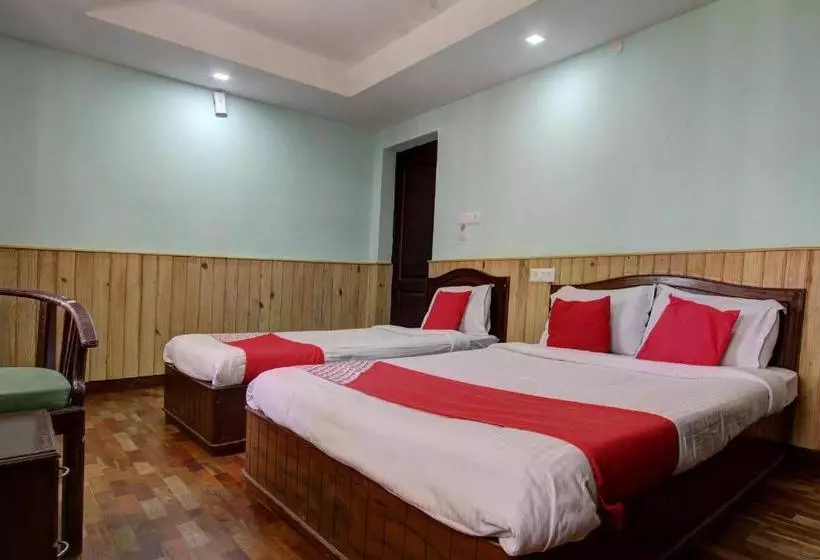 ホテル Oyo 27770 Santhi Ayurveda Resort