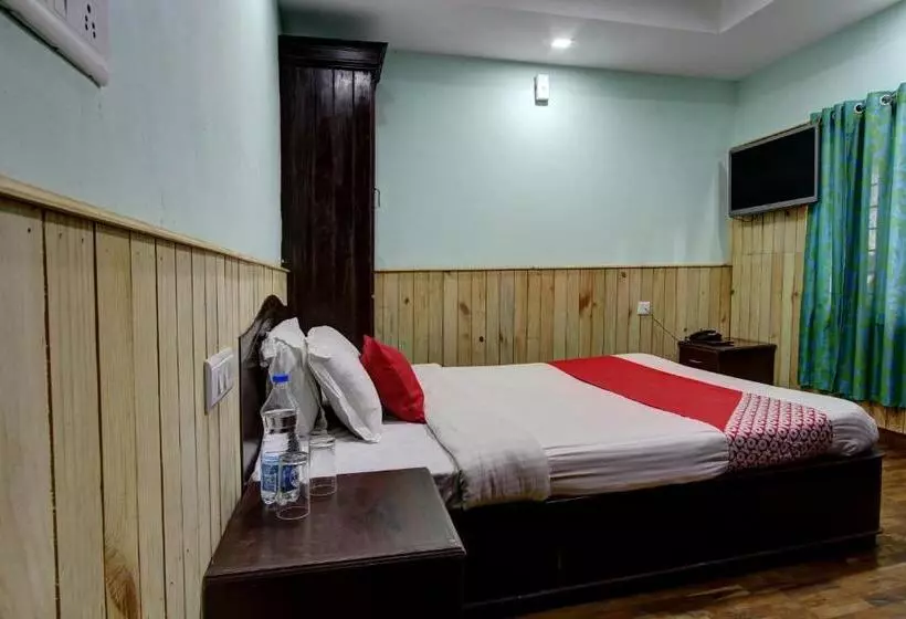 ホテル Oyo 27770 Santhi Ayurveda Resort