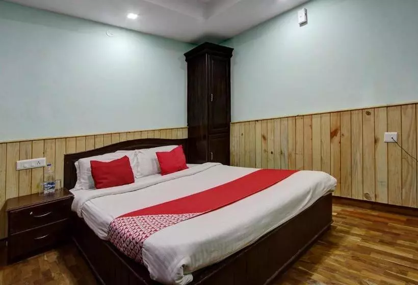 ホテル Oyo 27770 Santhi Ayurveda Resort