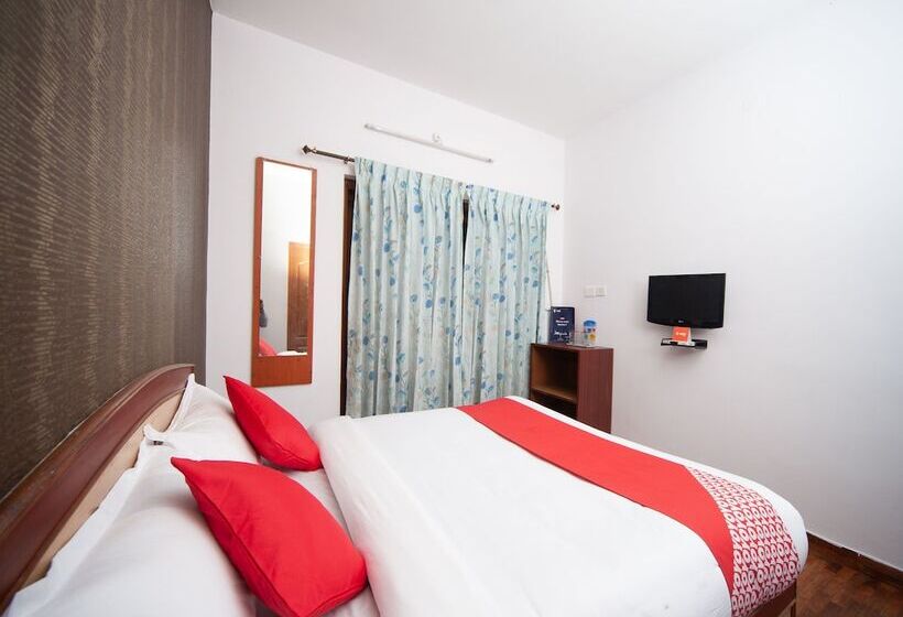 Oyo 16645 Hotel Grand Palace