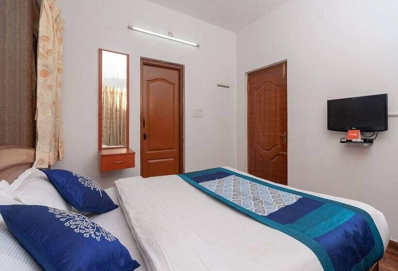 Oyo 16645 Hotel Grand Palace