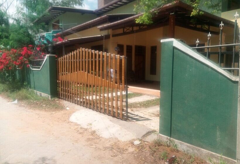 住宿加早餐 Orchid Yala Resort