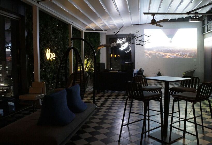 Hotel Alice And Trunk