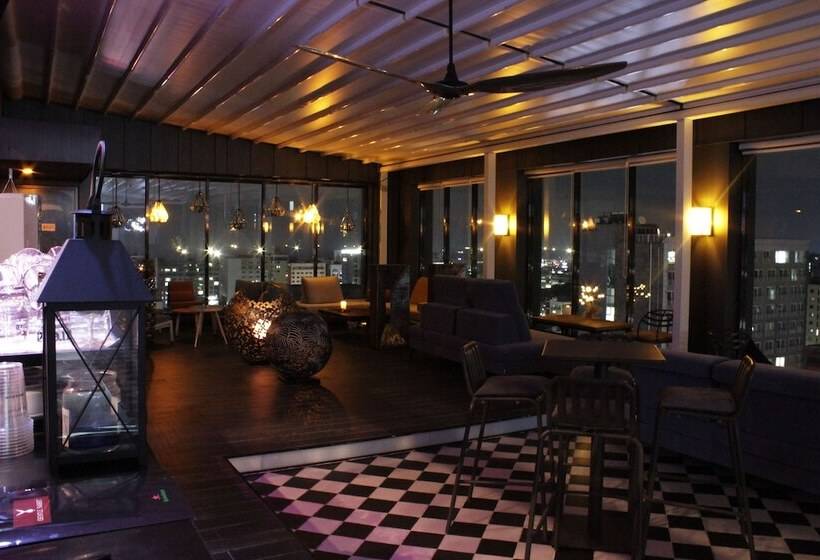 Hotel Alice And Trunk