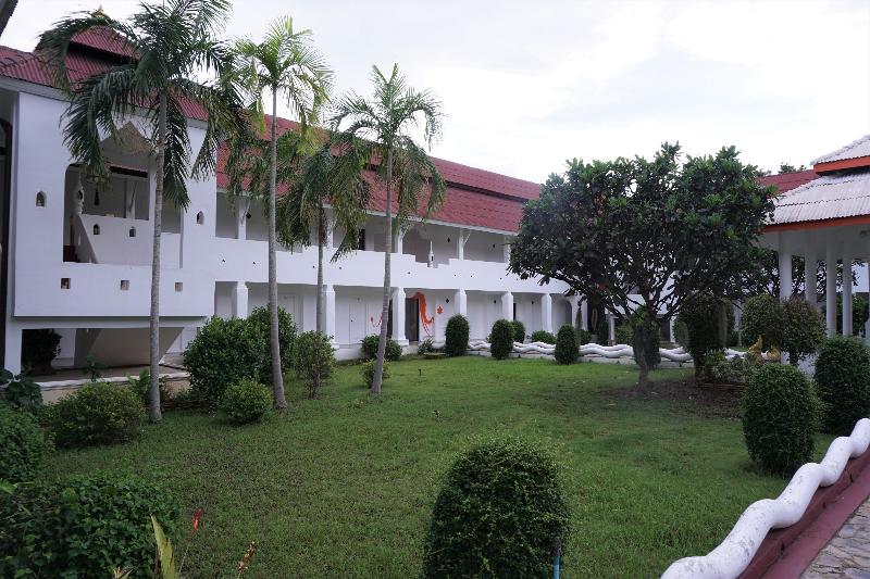 בית מלון כפרי Amaravati Wellness Center And Resort