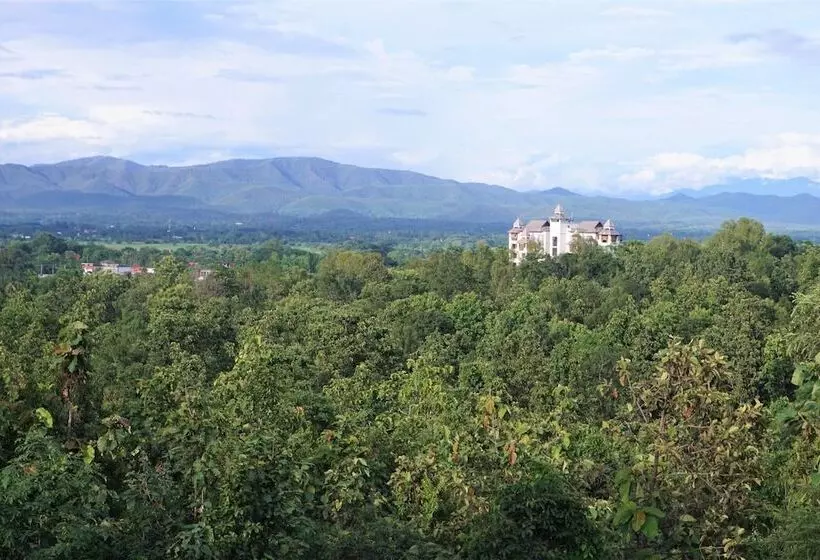 ホテル Amaravati Wellness Center And Resort