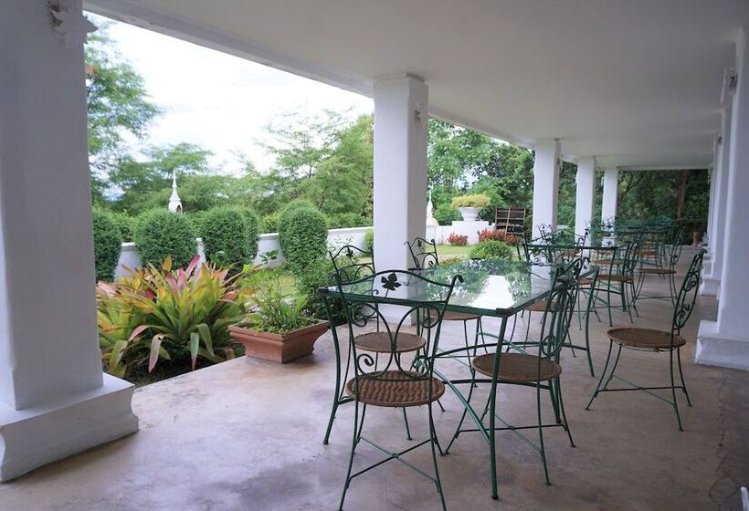 בית מלון כפרי Amaravati Wellness Center And Resort