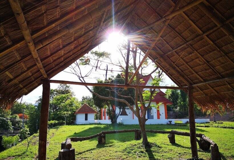 בית מלון כפרי Amaravati Wellness Center And Resort