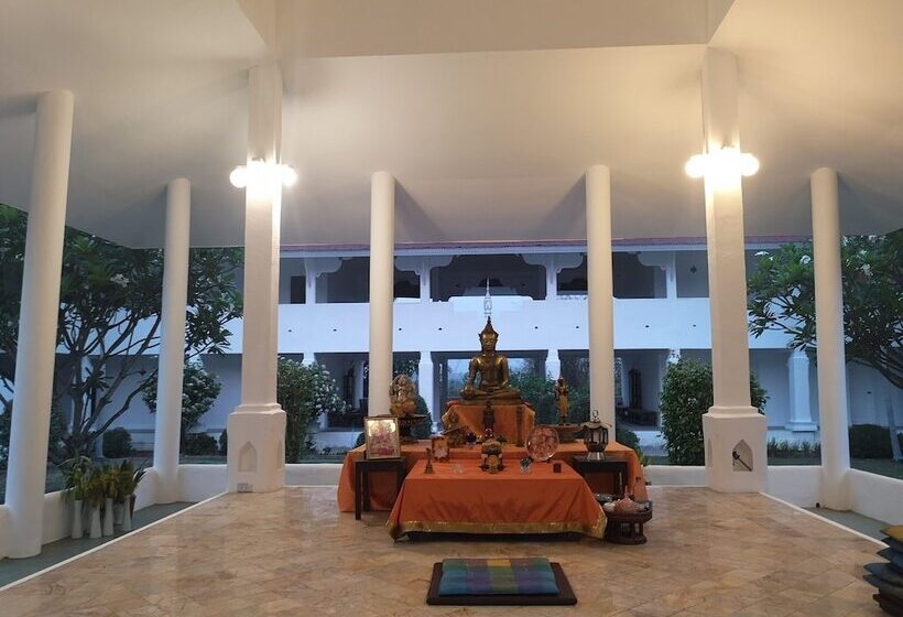 בית מלון כפרי Amaravati Wellness Center And Resort