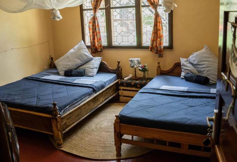 호스텔 Kiwavi Home