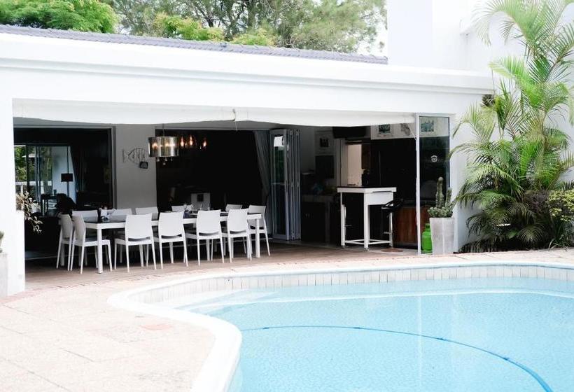 ベッドアンドブレックファースト Leopard Tree