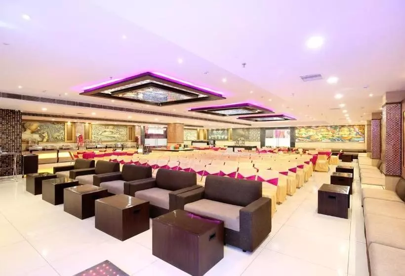 ホテル Grand M Lajjo