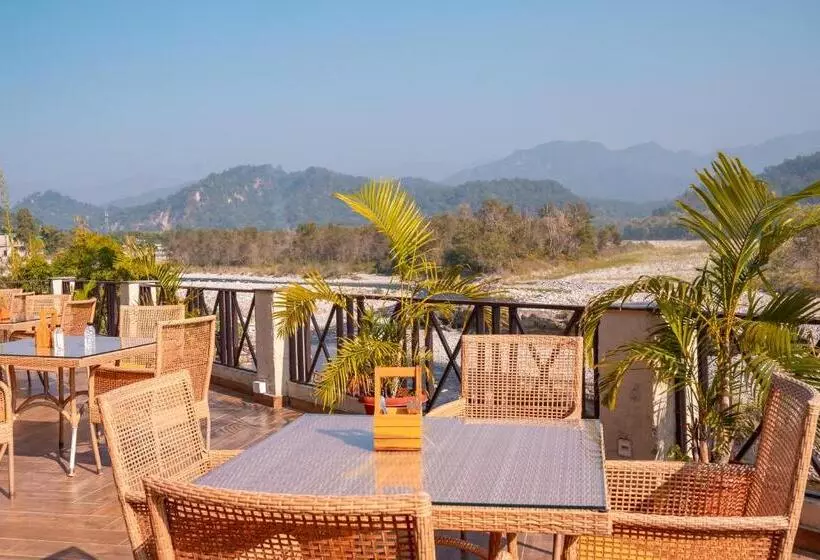 ホテル Manu Maharani Resort