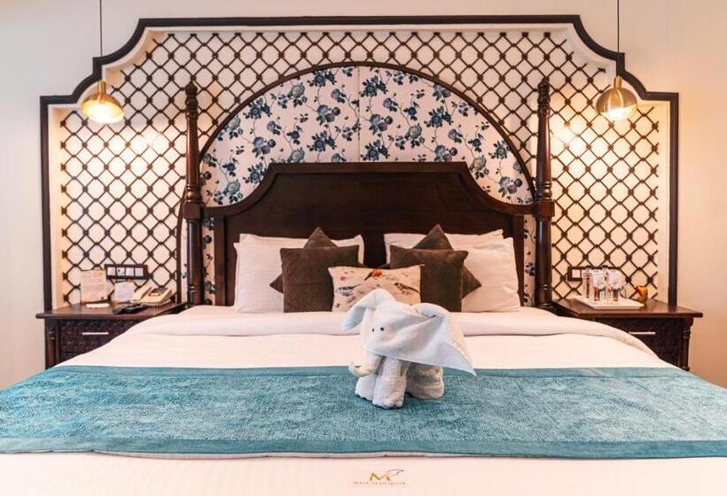 هتل Manu Maharani Resort