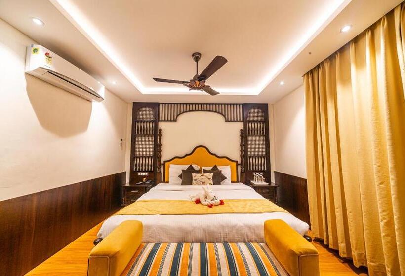 هتل Manu Maharani Resort