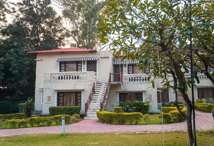 ホテル Manu Maharani Resort