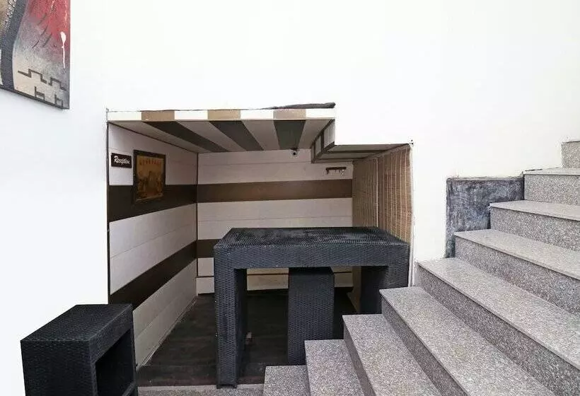 ホテル Oyo 22298 Mannat Farms