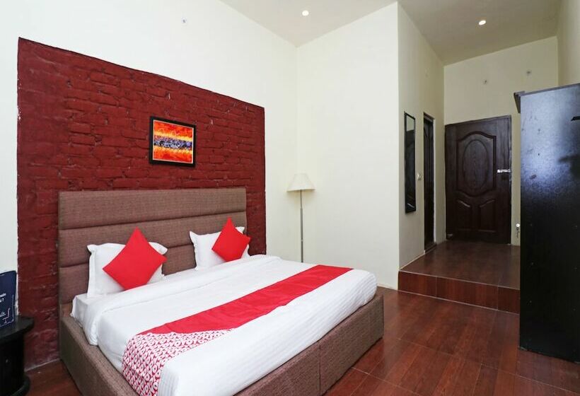 فندق Oyo 22298 Mannat Farms