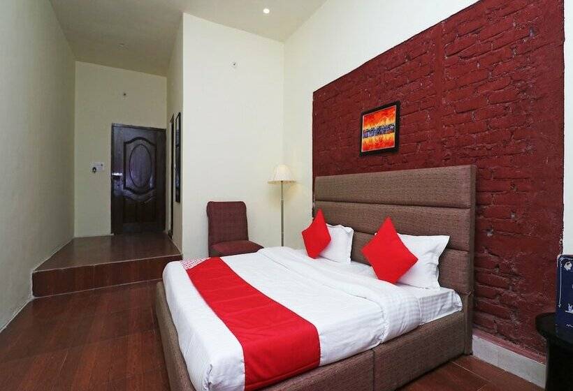 فندق Oyo 22298 Mannat Farms