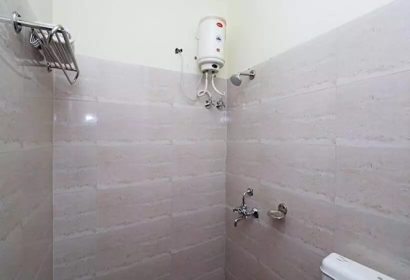 ホテル Oyo 22298 Mannat Farms