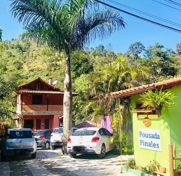 ユースホステル Pousada Pináles