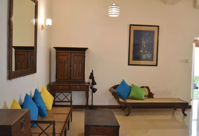 ベッドアンドブレックファースト Happy Villas Jandafel