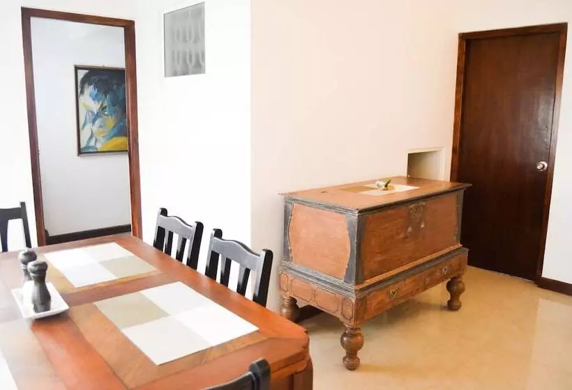 ベッドアンドブレックファースト Happy Villas Jandafel