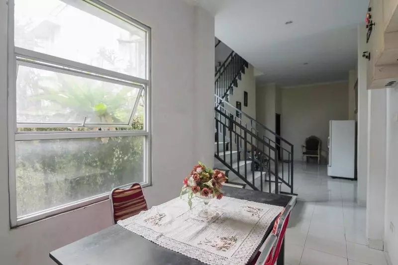 Majatalo Reddoorz Syariah Near Jamtos Jambi