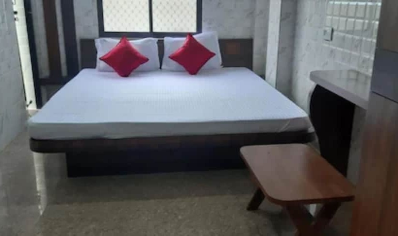 Отель Goroomgo Sea Smile Lodge Puri