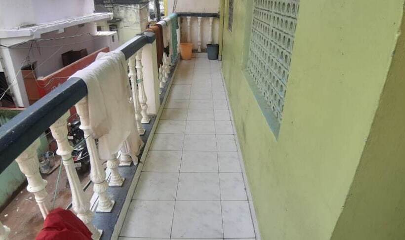 Отель Goroomgo Sea Smile Lodge Puri