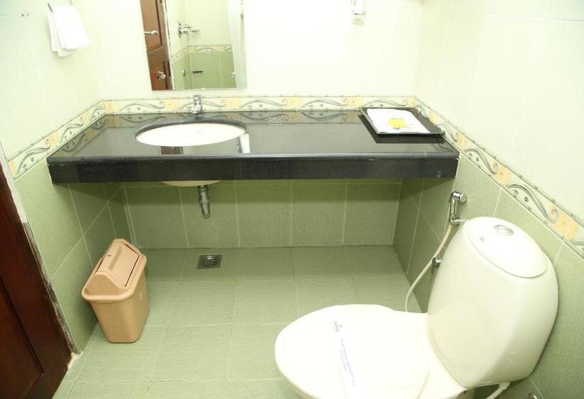 בית מלון כפרי Kallada Residency