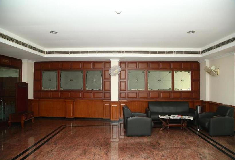 בית מלון כפרי Kallada Residency