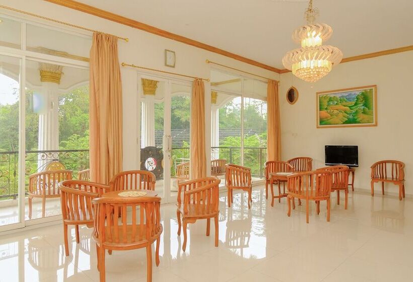 酒店 Reddoorz At Villa Puncak Tidar