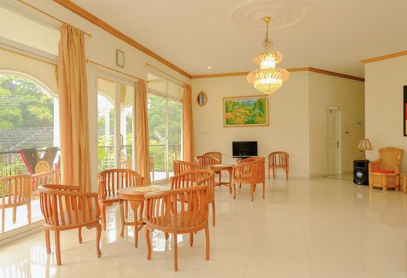 酒店 Reddoorz At Villa Puncak Tidar